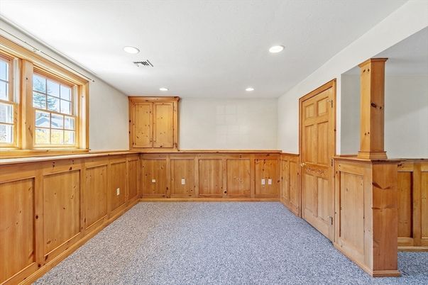 Empty room, Interior, Recessed Lighting