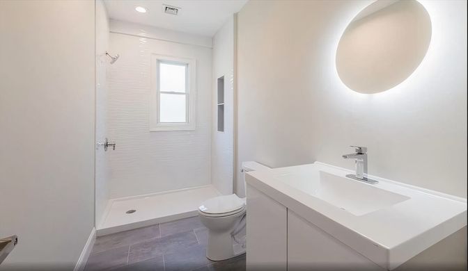 Bathroom, Interior, Recessed Lighting