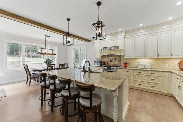 Dining room, Interior, Kitchen, Pendant Lights, Recessed Lighting, Stainless Steel Appliances, Wooden Beams, Wood Texture Flooring