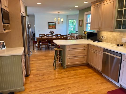 Chandelier, Dining room, Interior, Kitchen, Recessed Lighting, Wood Texture Flooring