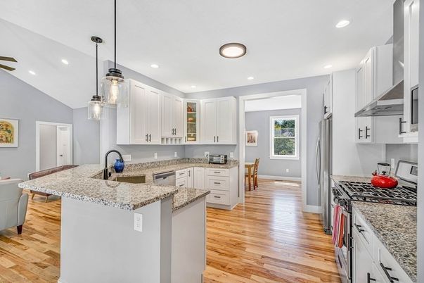 Interior, Kitchen, Pendant Lights, Recessed Lighting, Wood Texture Flooring