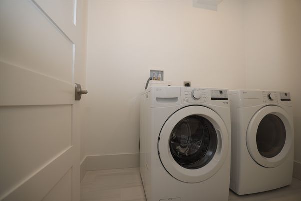 Interior, Washer