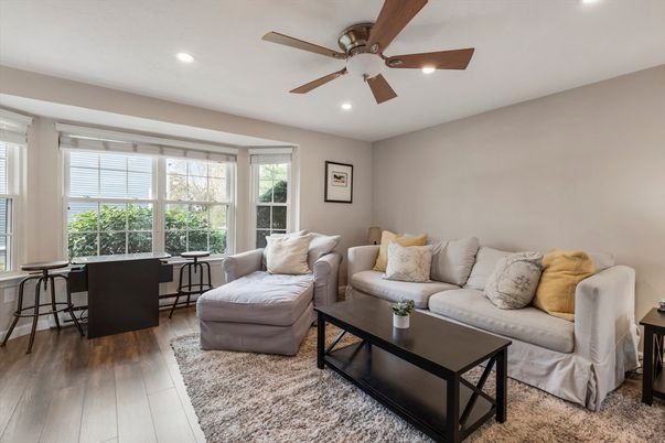 Interior, Living room, Recessed Lighting, Wood Texture Flooring