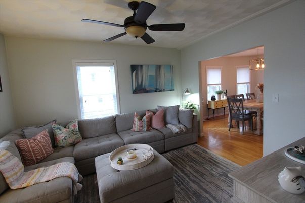 Dining room, Interior, Living room, Pendant Lights, Wood Texture Flooring
