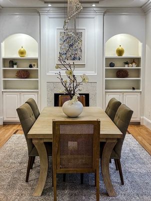 Dining room, Fireplace, Interior, Recessed Lighting, Wood Texture Flooring