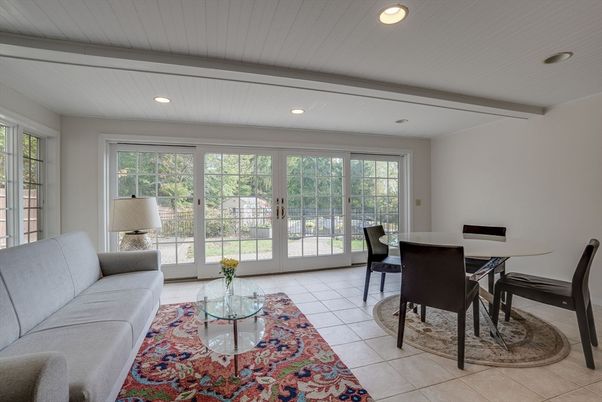 Dining room, Interior, Living room, Recessed Lighting
