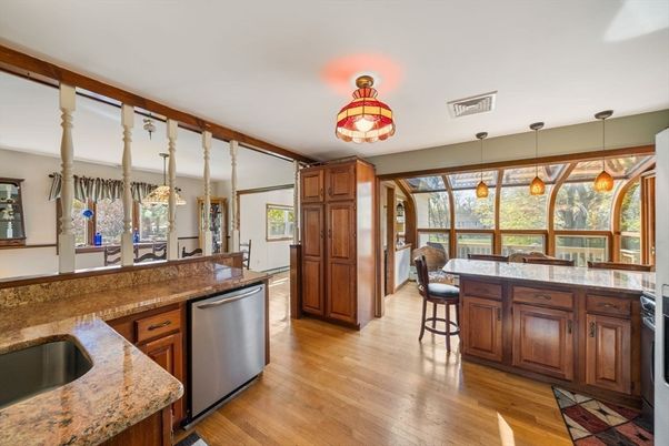 Interior, Kitchen, Pendant Lights, Wood Texture Flooring