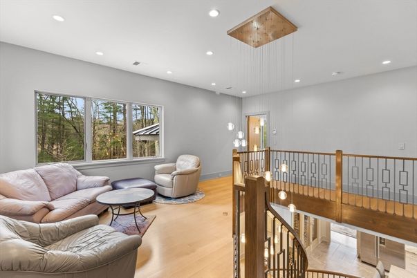 Interior, Living room, Pendant Lights, Recessed Lighting, Wood Texture Flooring