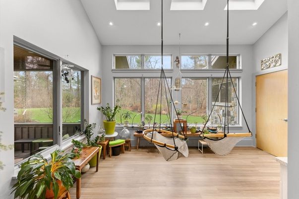 Interior, Recessed Lighting, Wood Texture Flooring