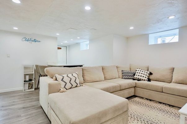 Interior, Living room, Recessed Lighting, Wood Texture Flooring