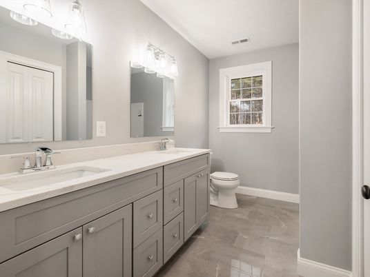 Bathroom, Dual Sink Vanities, Interior