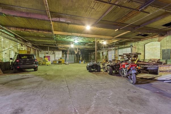 Garage, Interior, Stone Walls