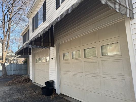 Detached Garage, Exterior
