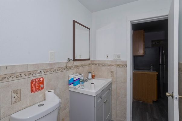 Bathroom, Dual Sink Vanities, Interior, Wood Texture Flooring