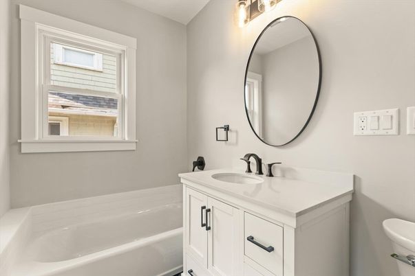 Bathroom, Dual Sink Vanities, Interior