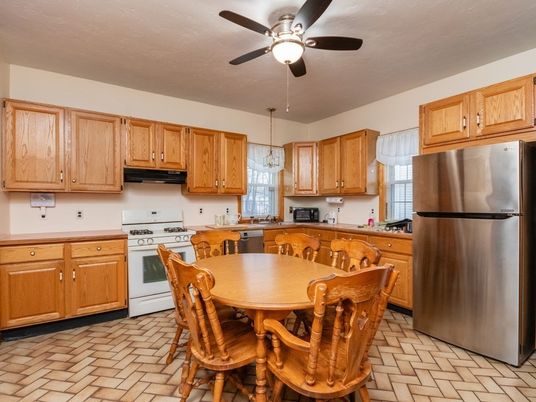 Dining room, Interior, Kitchen, Pendant Lights