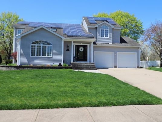 Attached, Exterior, Facade, Solar Panels, Cape Cod
