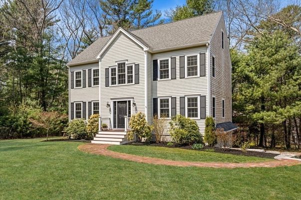 Backyard, Exterior, Facade, Georgian