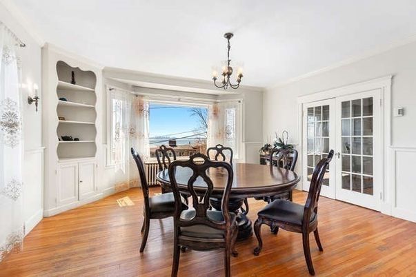 Chandelier, Dining room, Interior, Wood Texture Flooring