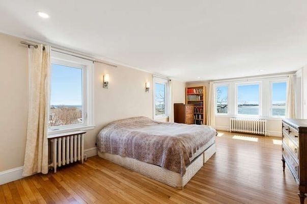 Bedroom, Interior, Recessed Lighting, Water, Wood Texture Flooring