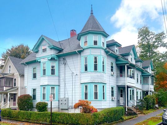 Exterior, Facade, Queen Anne Victorian