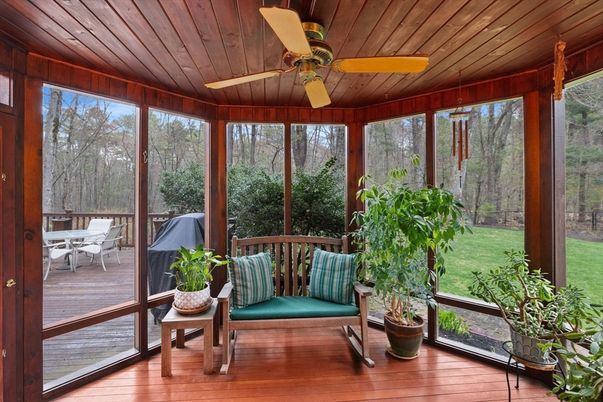 Interior, Sun Room, Wooden Ceilings, Wood Texture Flooring