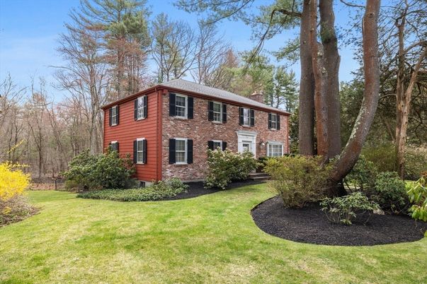 Backyard, Exterior, Facade, Brick Facade, Georgian
