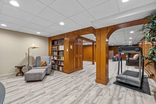 Interior, Recessed Lighting, Wood Texture Flooring, Wooden Walls