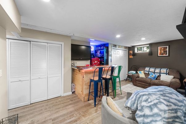Interior, Living room, Recessed Lighting, Wood Texture Flooring