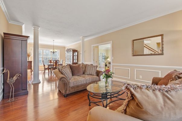 Chandelier, Dining room, Interior, Living room, Wood Texture Flooring