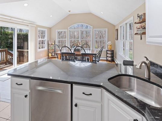 Dining room, Interior, Kitchen, Recessed Lighting