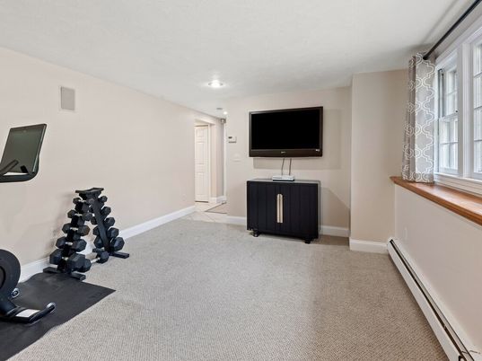 Fitness Equipment, Interior, Recessed Lighting