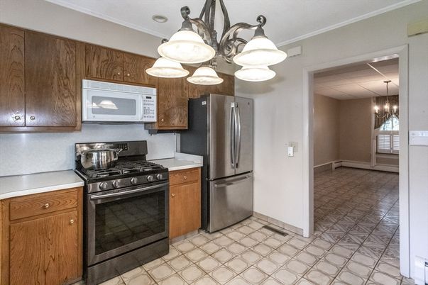 Chandelier, Interior, Kitchen, Pendant Lights, Stainless Steel Appliances