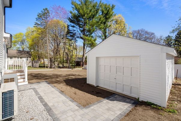 Backyard, Detached Garage, Exterior