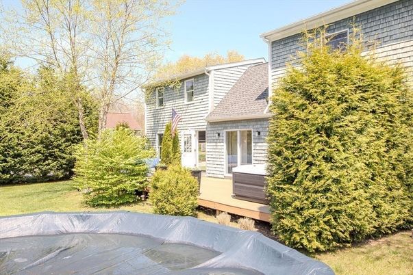 Exterior, Hot Tub