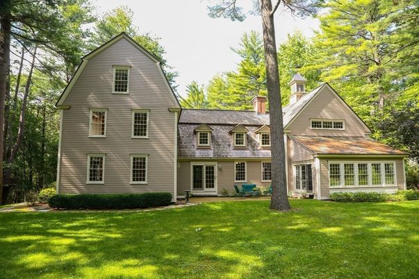 Backyard, Exterior, Facade, Farmhouse