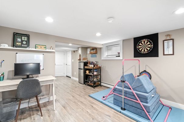 Home Office, Interior, Recessed Lighting, Wood Texture Flooring