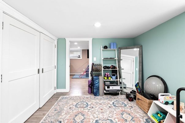 Interior, Recessed Lighting, Wood Texture Flooring