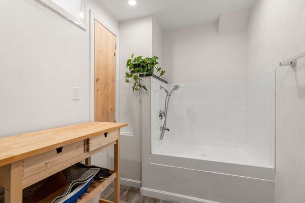 Bathroom, Interior, Recessed Lighting, Wood Texture Flooring