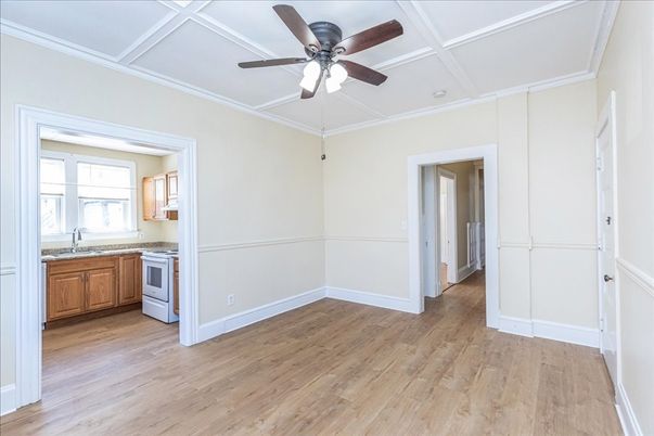 Empty room, Interior, Kitchen, Wood Texture Flooring