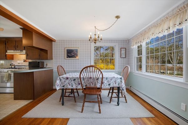 Chandelier, Dining room, Interior, Kitchen, Wood Texture Flooring