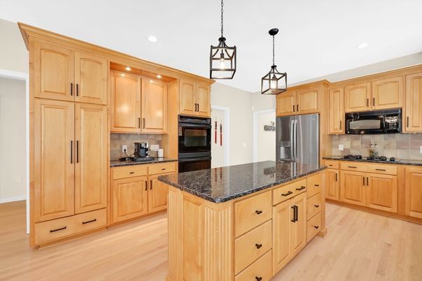Interior, Kitchen, Pendant Lights, Recessed Lighting, Wood Texture Flooring