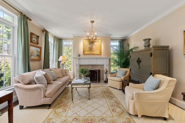 Chandelier, Fireplace, Interior, Living room