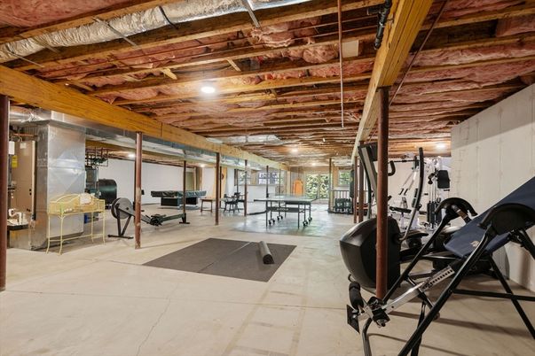 Fitness Equipment, Gym, Interior, Wooden Beams