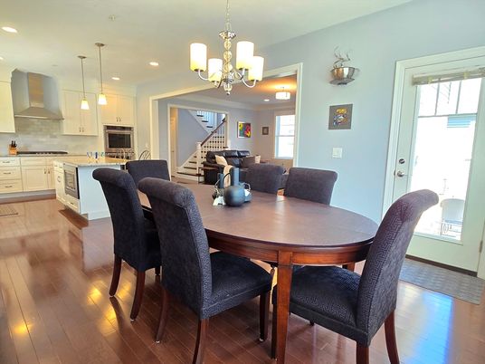 Chandelier, Dining room, Interior, Kitchen, Pendant Lights, Recessed Lighting, Wood Texture Flooring
