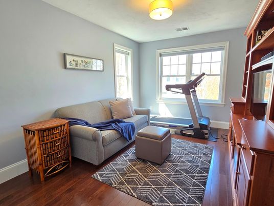 Fitness Equipment, Interior, Living room, Wood Texture Flooring
