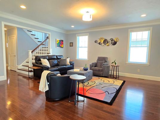 Interior, Living room, Recessed Lighting, Wood Texture Flooring