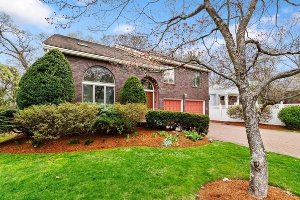 Attached, Exterior, Facade, Brick Facade, Brick Traditional