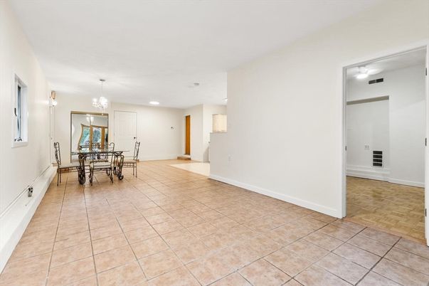 Chandelier, Dining room, Interior, Recessed Lighting