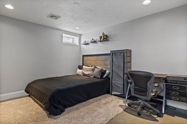Bedroom, Home Office, Interior, Recessed Lighting